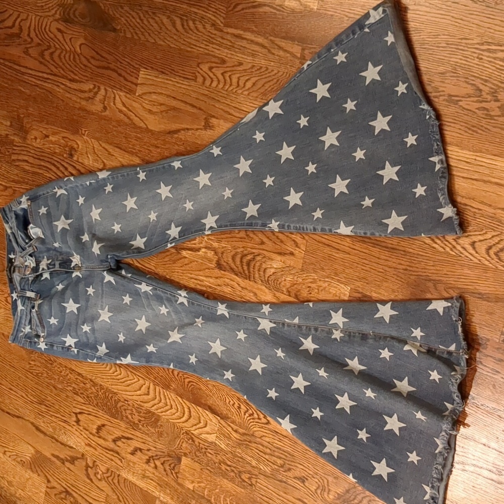 Judy Blue denim Bell bottom star
